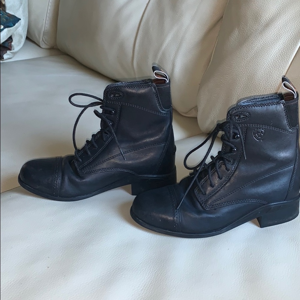 Ariat lace up boots